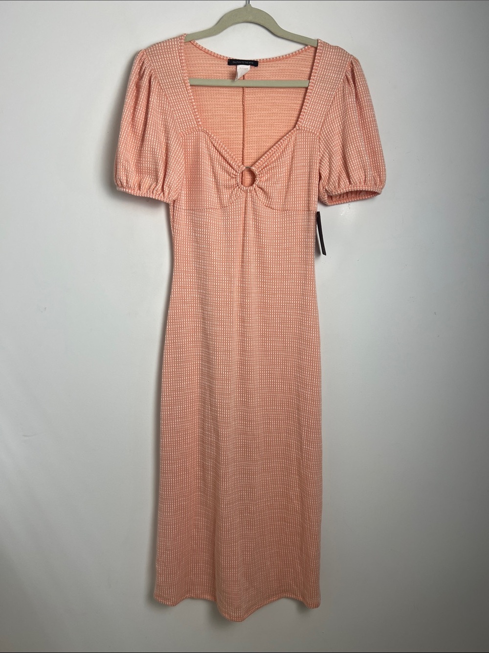 NEW Caution To The Wind Medium Peach Sweetheart Neckline Puff Sleeve Midi Dress